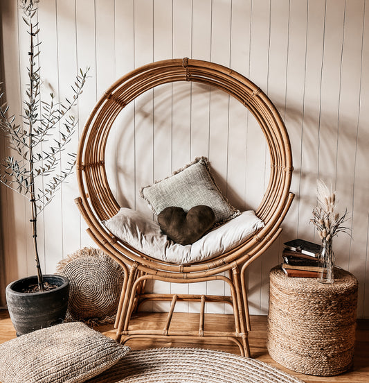 Rattan Moon Standing Chair