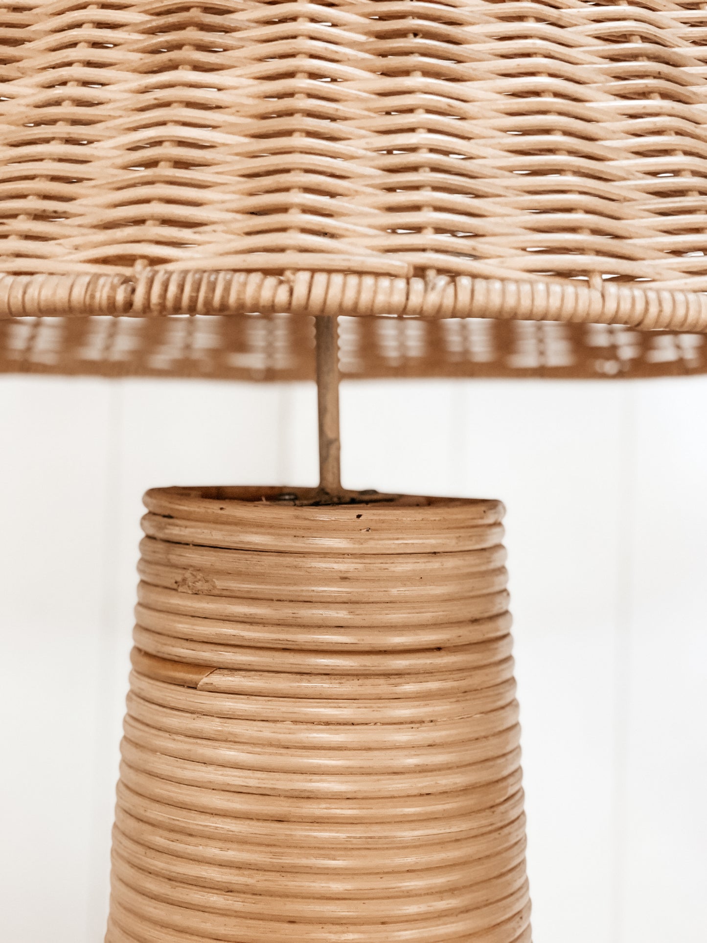 SAVANNAH Rattan Floor Lamp