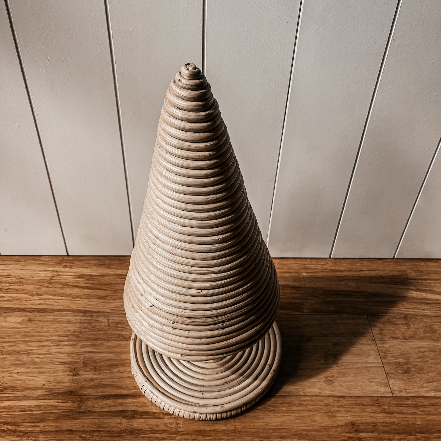 Swirly Rattan Christmas Tree