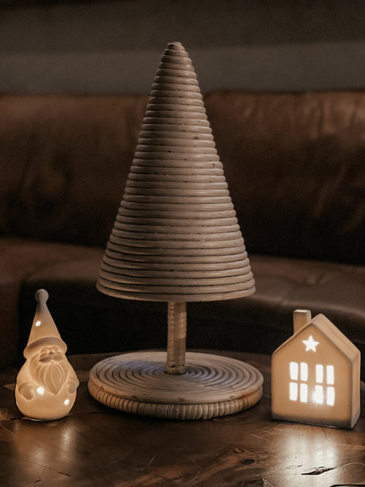 Swirly Rattan Christmas Tree