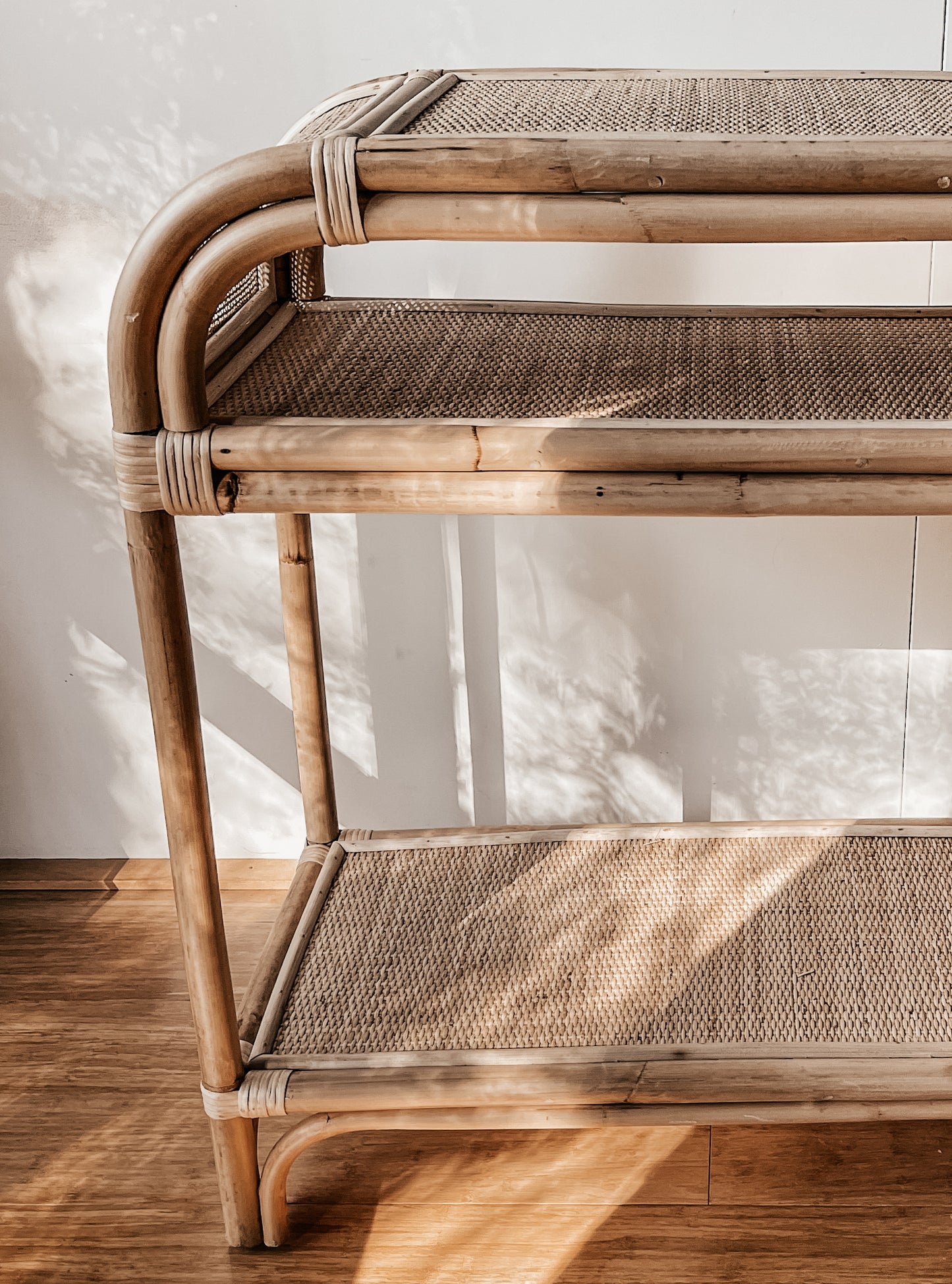 FUEGO Rattan Hall Table