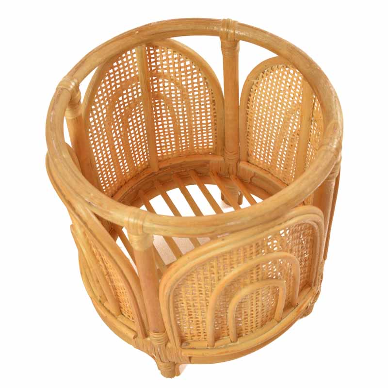 Rattan SAPA Plant Stand
