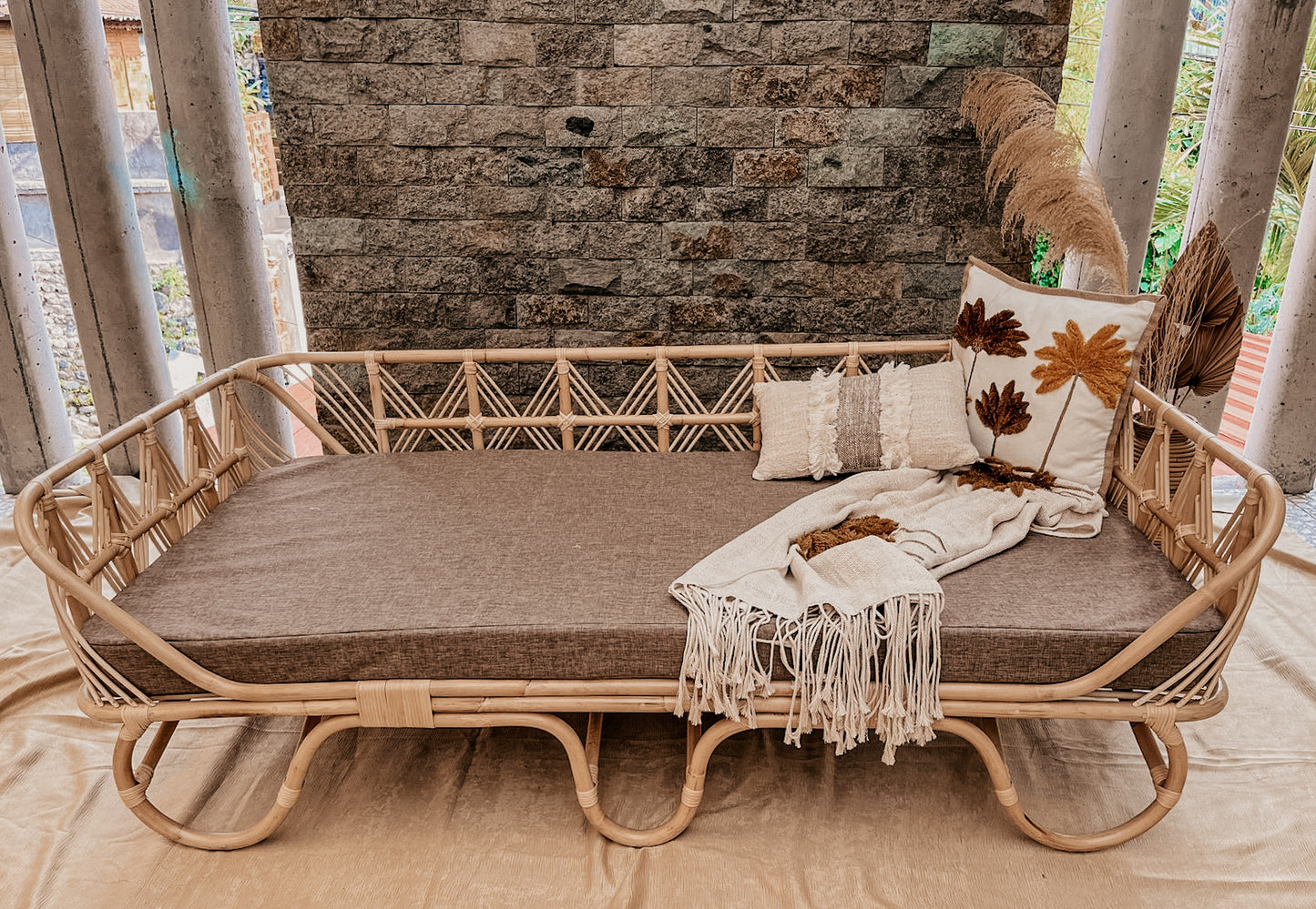 Gili Rattan Daybed / Sofa