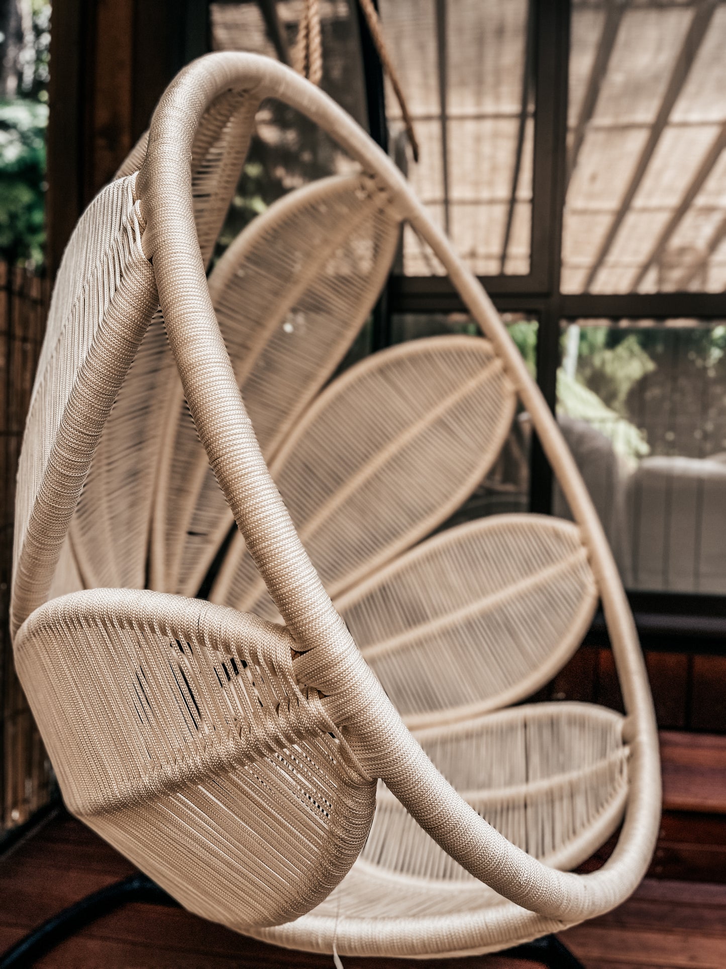 PETAL Hanging Chair