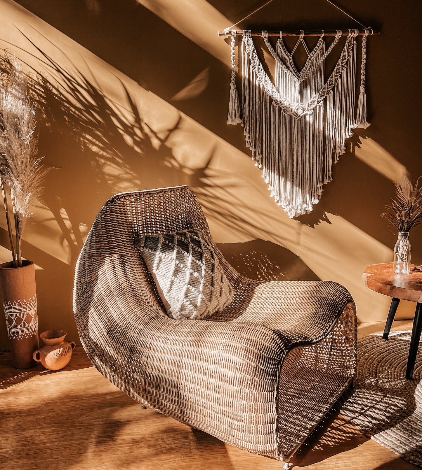 ANTIGUA Rattan Lounge Chair